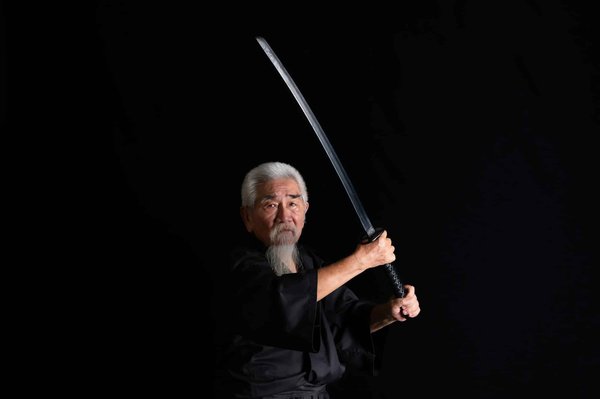 Découvrez l'art du sabre japonais : katanas authentiques
